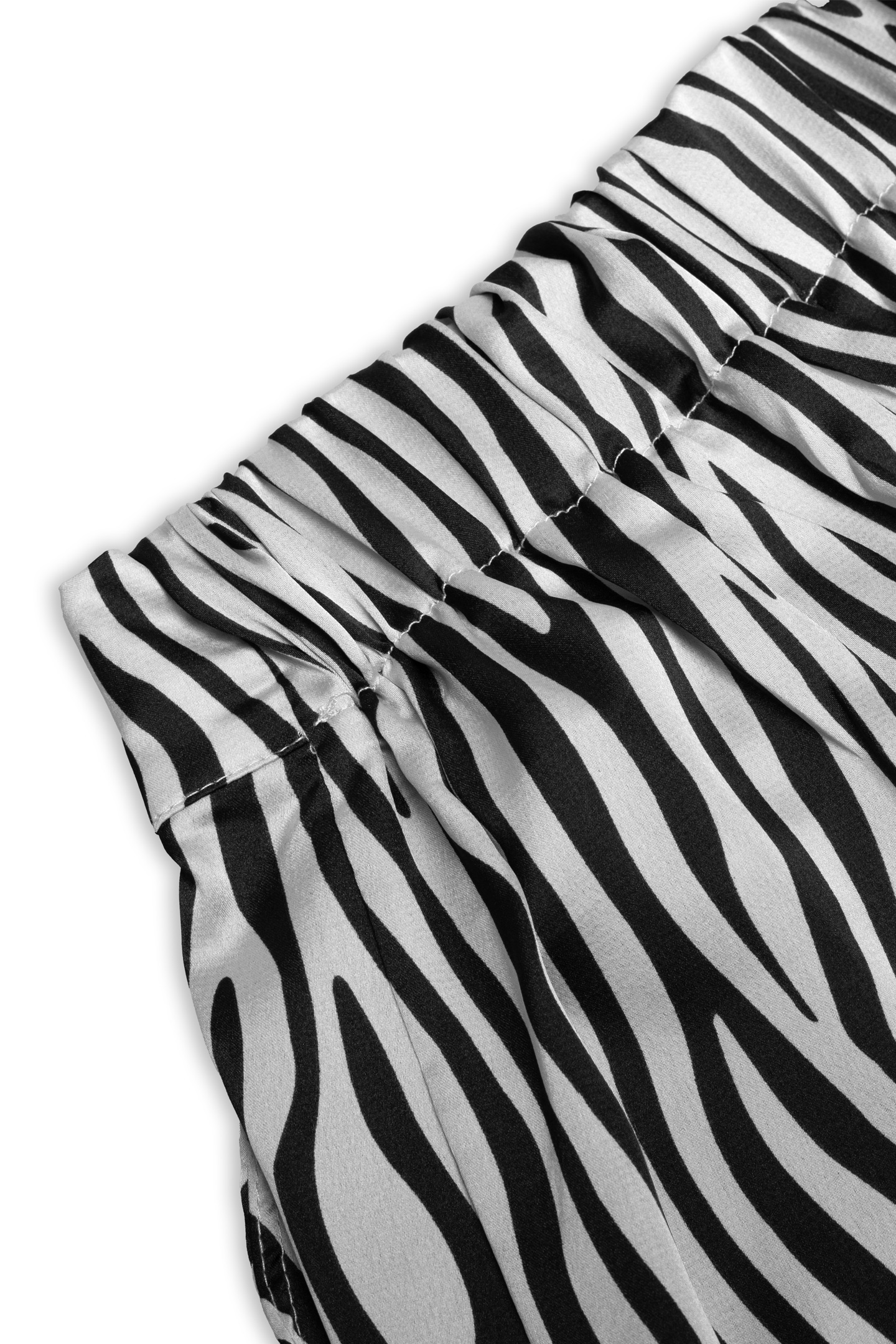 شلوار زبرا - 8074 | برند پوشاک زنانه کالین | فروشگاه آنلاین خرید لباس،کیف و کفش شلوار زبرا - 8074 - Image 2