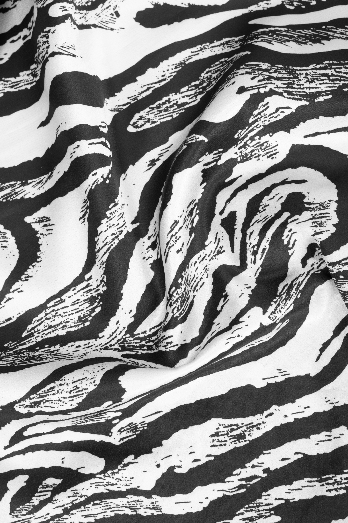 دامن ساتن - 9740 | برند پوشاک زنانه کالین | فروشگاه آنلاین خرید لباس،کیف و کفش دامن ساتن - 9740 - Image 4