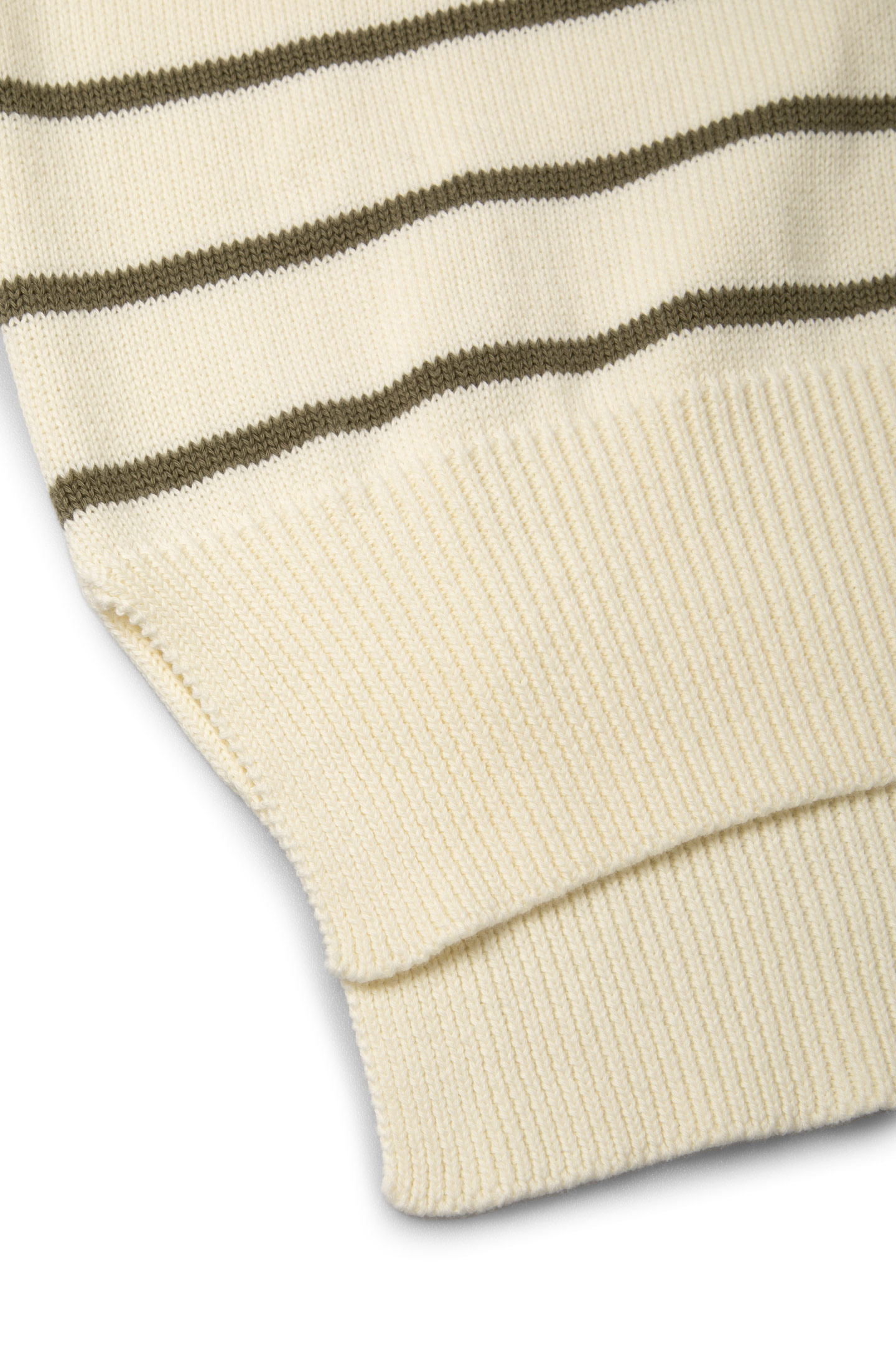 بلوز بافت - 3130 | برند پوشاک زنانه کالین | فروشگاه آنلاین خرید لباس،کیف و کفش بلوز بافت - 3130 - Image 5